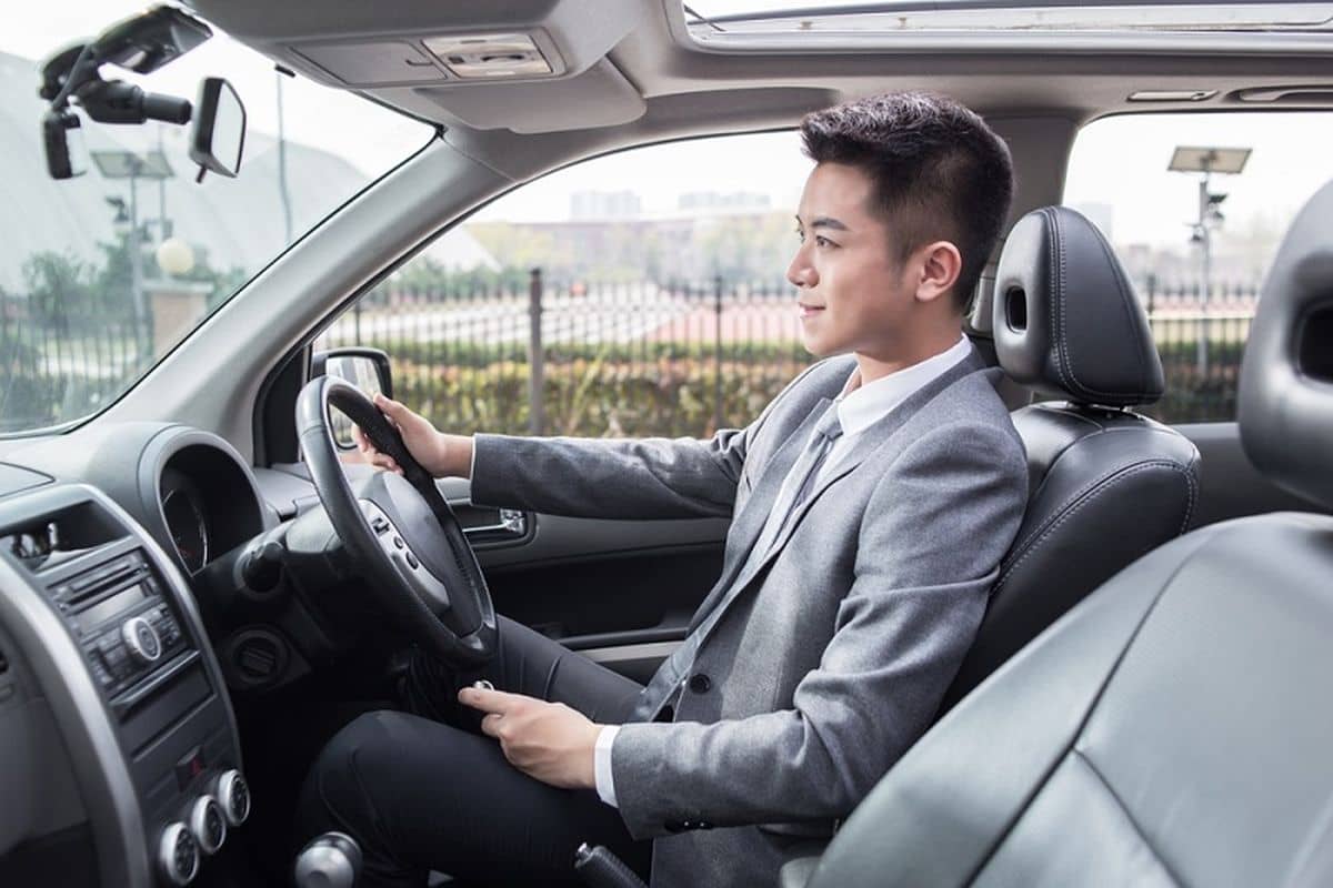 Pelatihan Mengemudi untuk Pemula