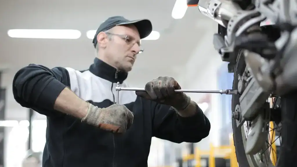 pexels-andrea-piacquadio-3806255